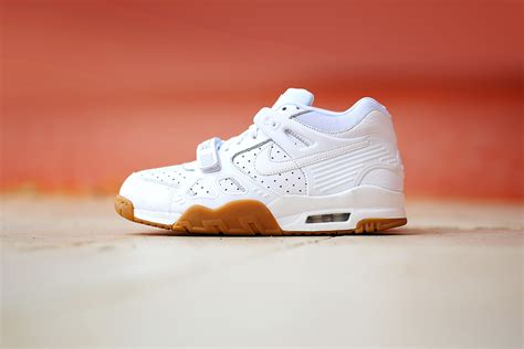 nike air trainer 3 white|Mehr.